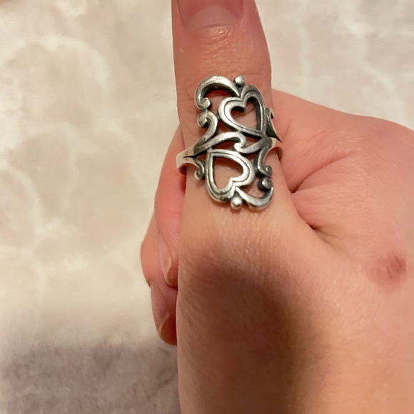 James Avery Swirls And Scrolls Heart Ring - Picture 2 of 4